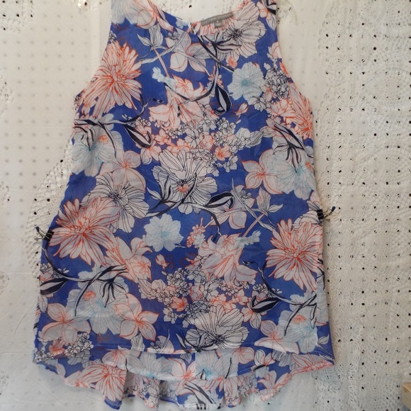 Valerie Stevens High-Low Woman’s Sleeveless Blouse Size Medium SALE❗️ - Picture 5 of 8